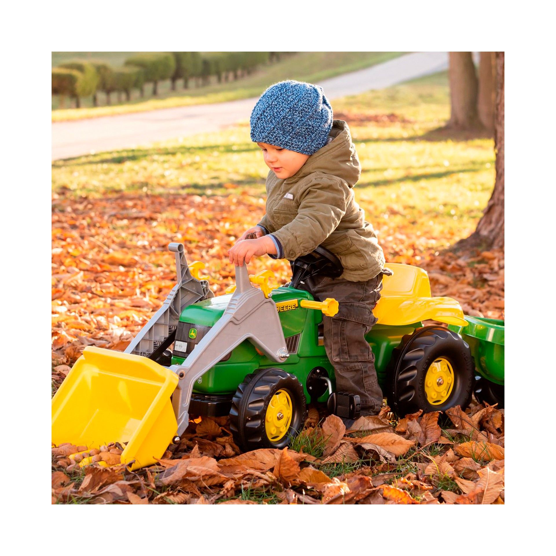 ROLLY TOYS TRATOR JONH DEERE C/ PEDAL + ATRELADO